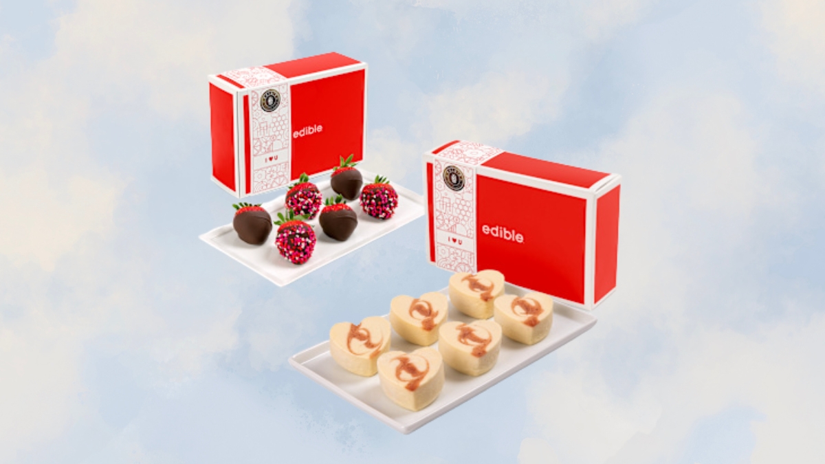 Edible Arrangements Cheesecake & Dipped Berry Gift Set: A Luxurious Dessert Experience