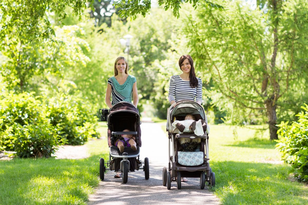 Best Evenflo Strollers: Expert Reviews & Buying Guide