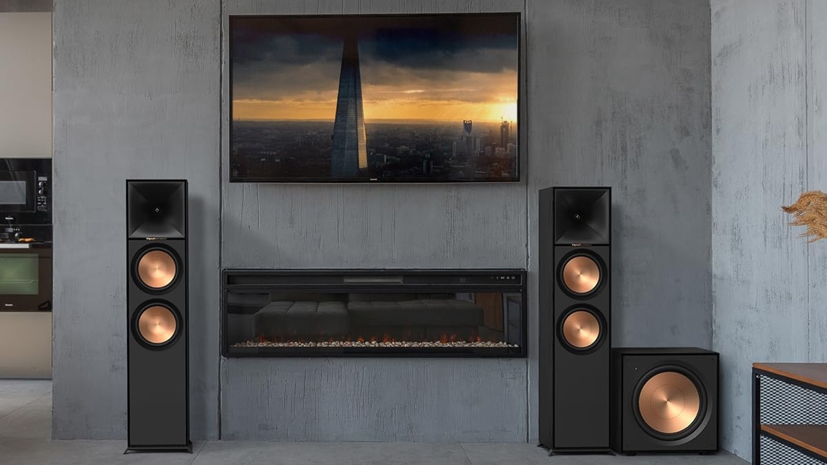 Why the Klipsch Reference R-121SW Front-Firing Subwoofer Hits Hard in All the Right Ways