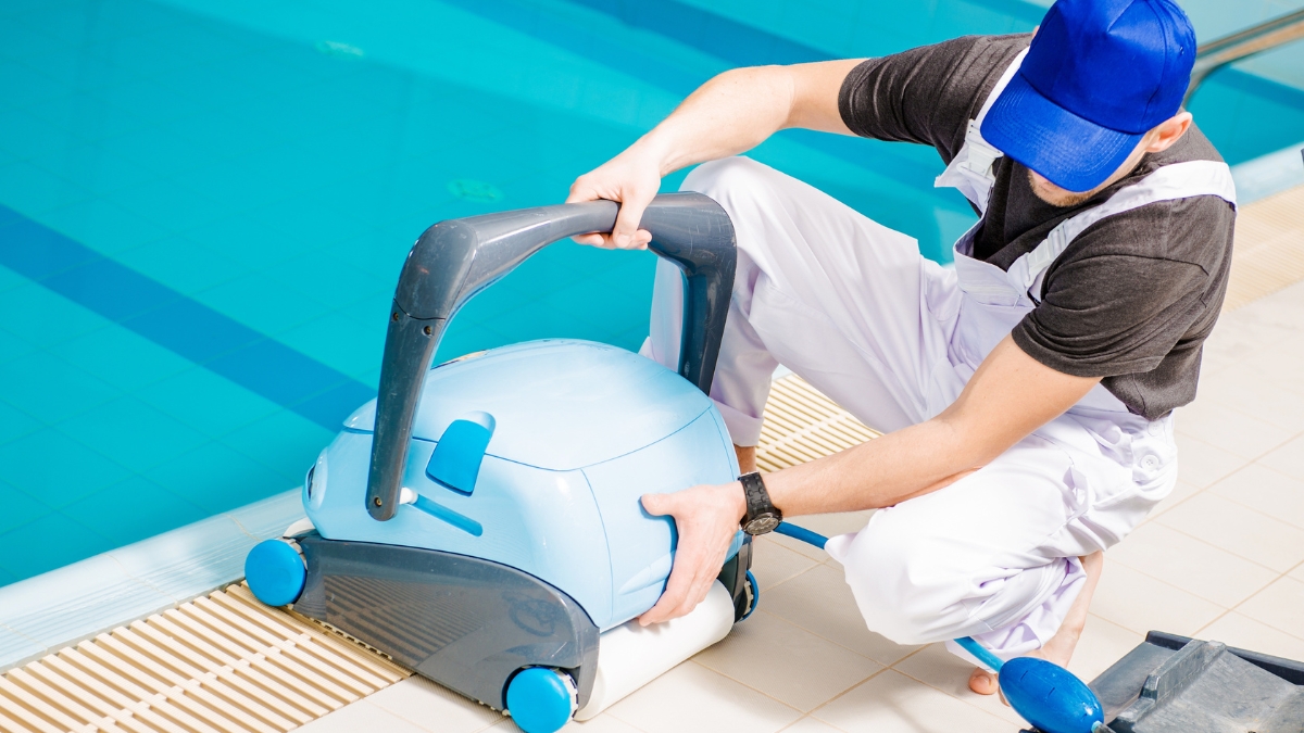 Cordless Robotic Pool Cleaner Review – Is the SMOROBOT Worth the Price?