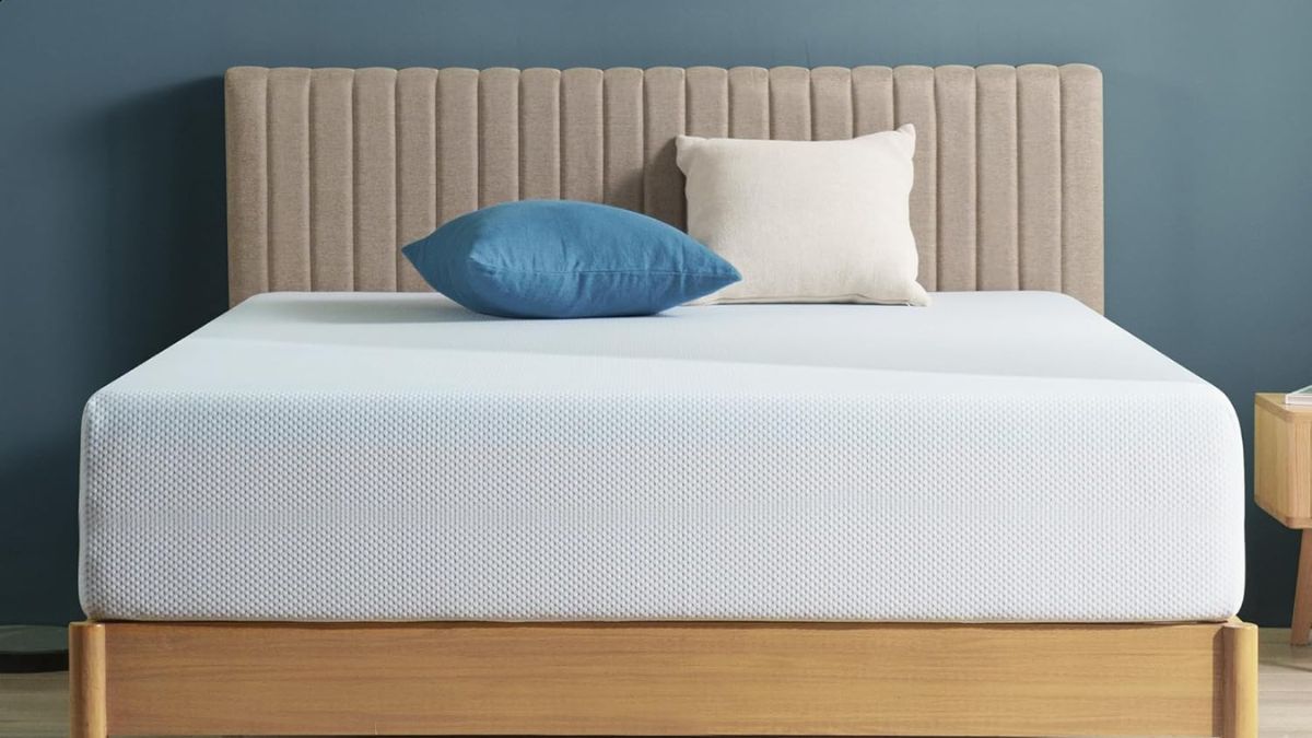 ZINUS 10 Inch Green Tea Cooling Memory Foam Mattress