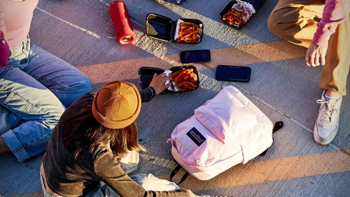 JanSport SuperBreak Backpack: Timeless Classic for Everyday Carry