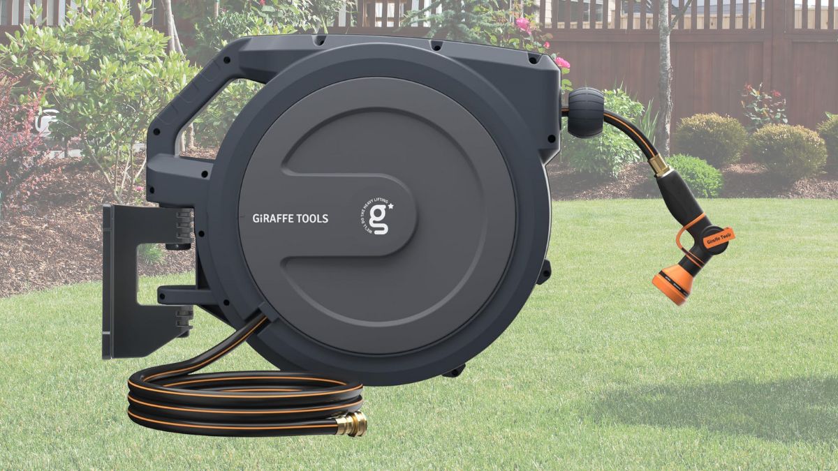 Giraffe Tools AW30 1/2MB Retractable Garden Hose Reel: The Ultimate 100ft Solution