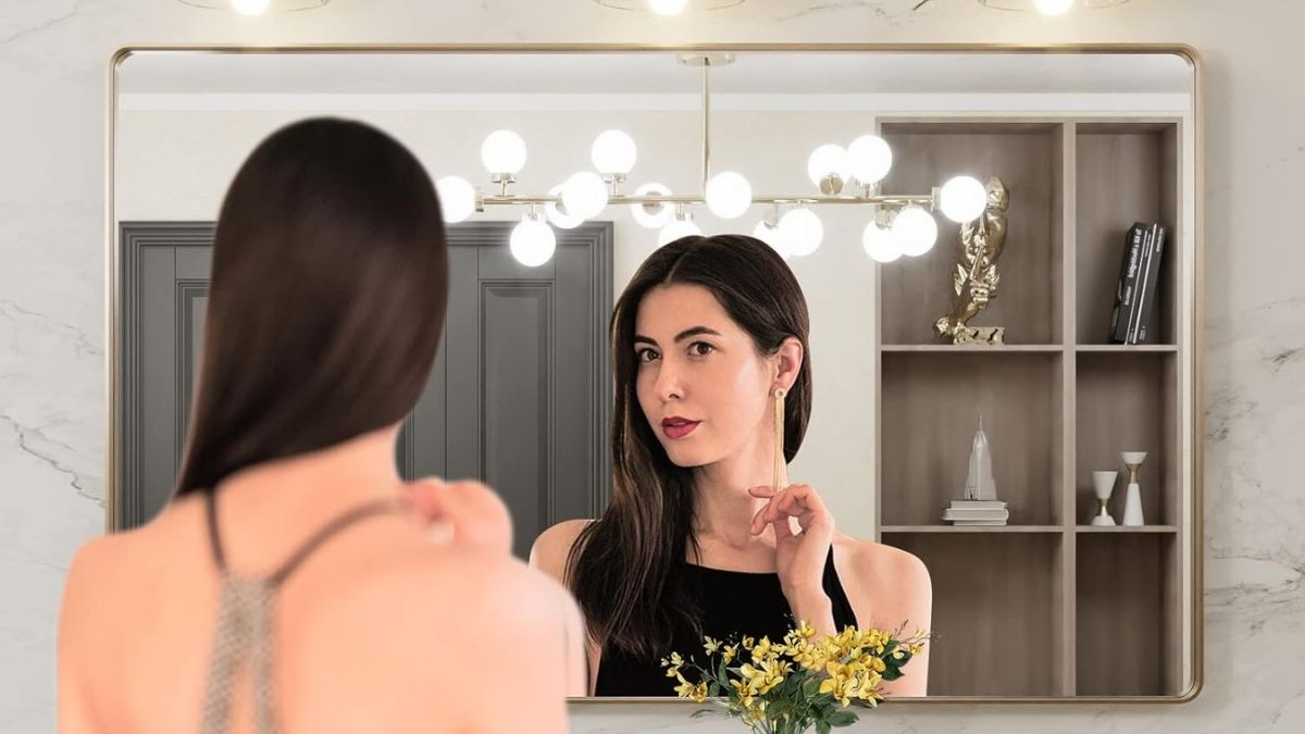 LOAAO Gold Bathroom Mirror: Elegant Luxury for Your Bathroom in 2025