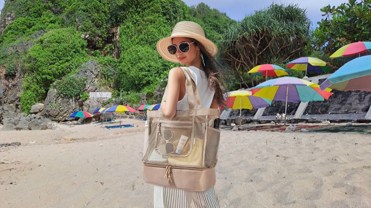 What Makes the BAGSMART Beach Bag a Smart Vacation Essential