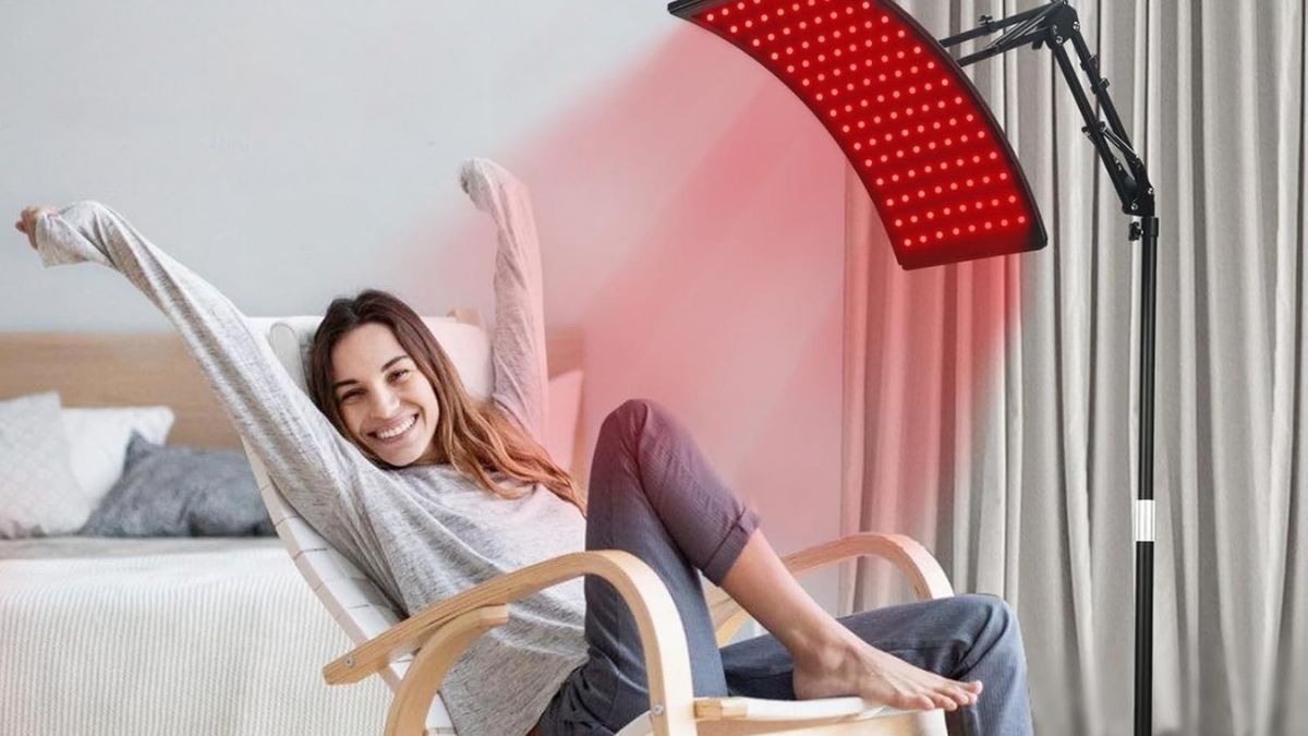 The 2025 Viconor Red Light Therapy Lamp: A Simple Way to Support Skin and Healing