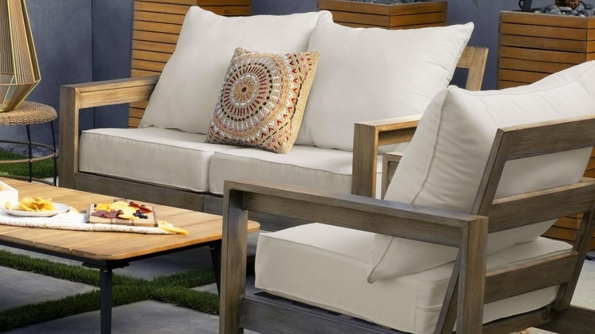 Honeycomb Outdoor Deep Seat Cushion Set: Comfort and Style for Your Patio