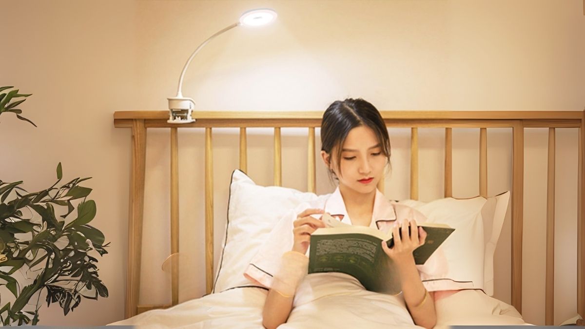 ANNAITE Desk Lamp Clip on Reading Light