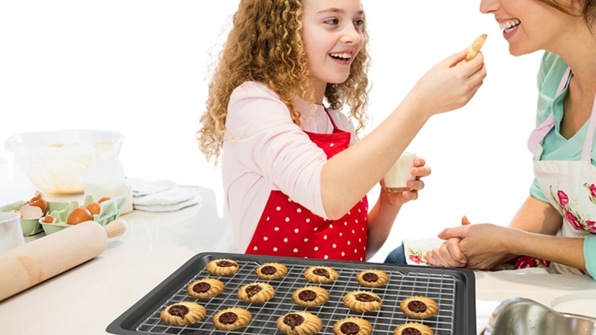 Master Every Bake: LIEMAND Stainless Steel Cooling Racks for Oven, Cookies, and Bacon