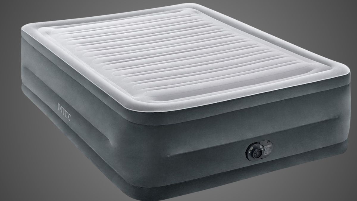 Intex 64417ED Queen Dura-Beam Comfort Plush Air Mattress: A True Bed-Like Experience for Guests