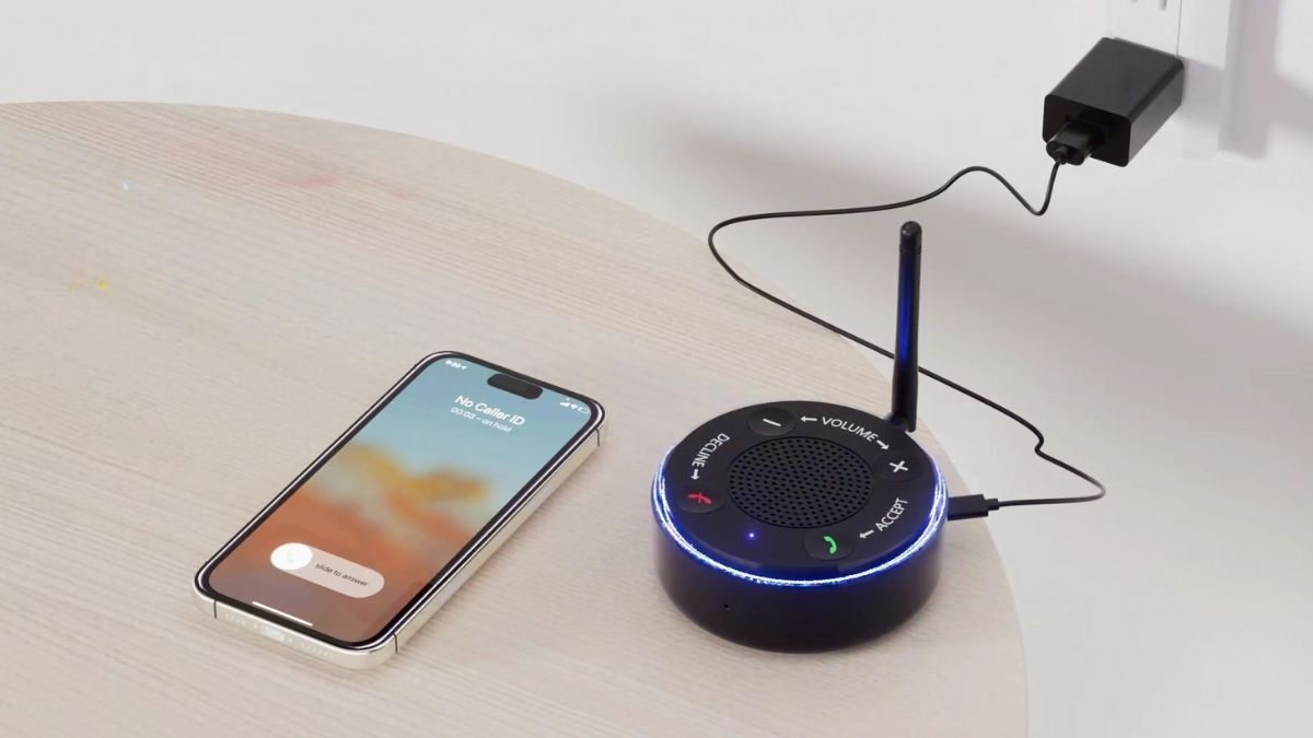 VigorKeeper Cell Phone Ringer Amplifier & Flasher: Never Miss Important Calls Again