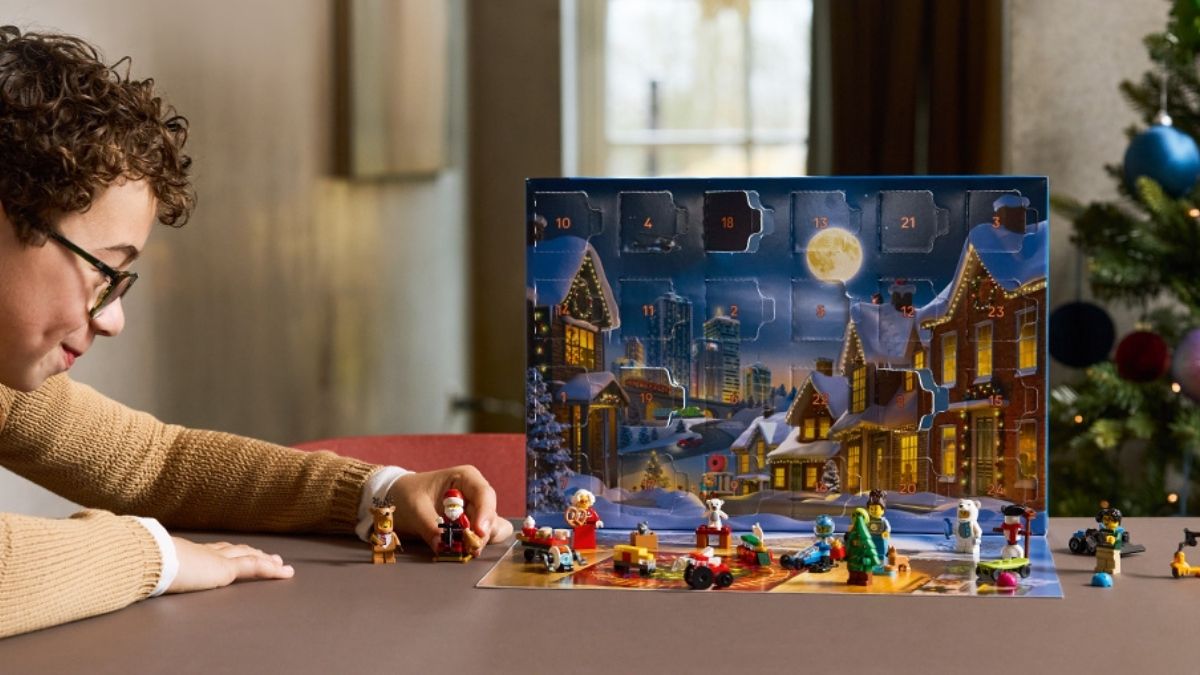 LEGO City Advent Calendar 2025 (60475): Unwrap 24 Days of Holiday Building Magic