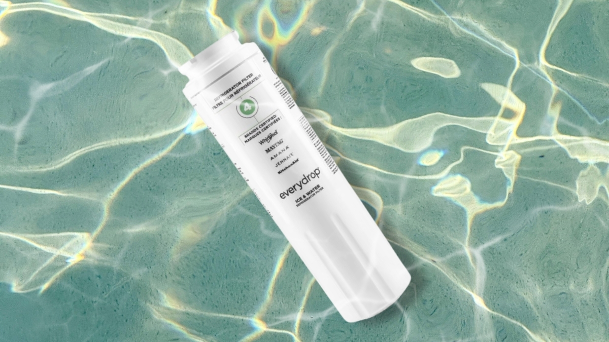 EveryDrop Water Filter 4 refrigerator water filter cartridge displayed on a water background, designed for Whirlpool, Maytag, KitchenAid, Jenn-Air, and Amana refrigerators to reduce lead and improve water taste.