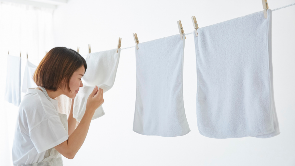 Why Your Bath Towels Develop Odors and How to Keep Them Fresh