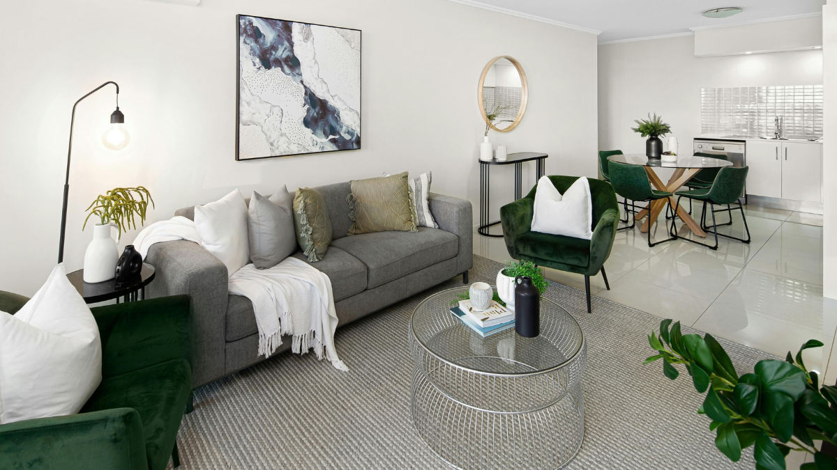 Vacation Rental vs Hotel: What Families and Groups Should Compare
